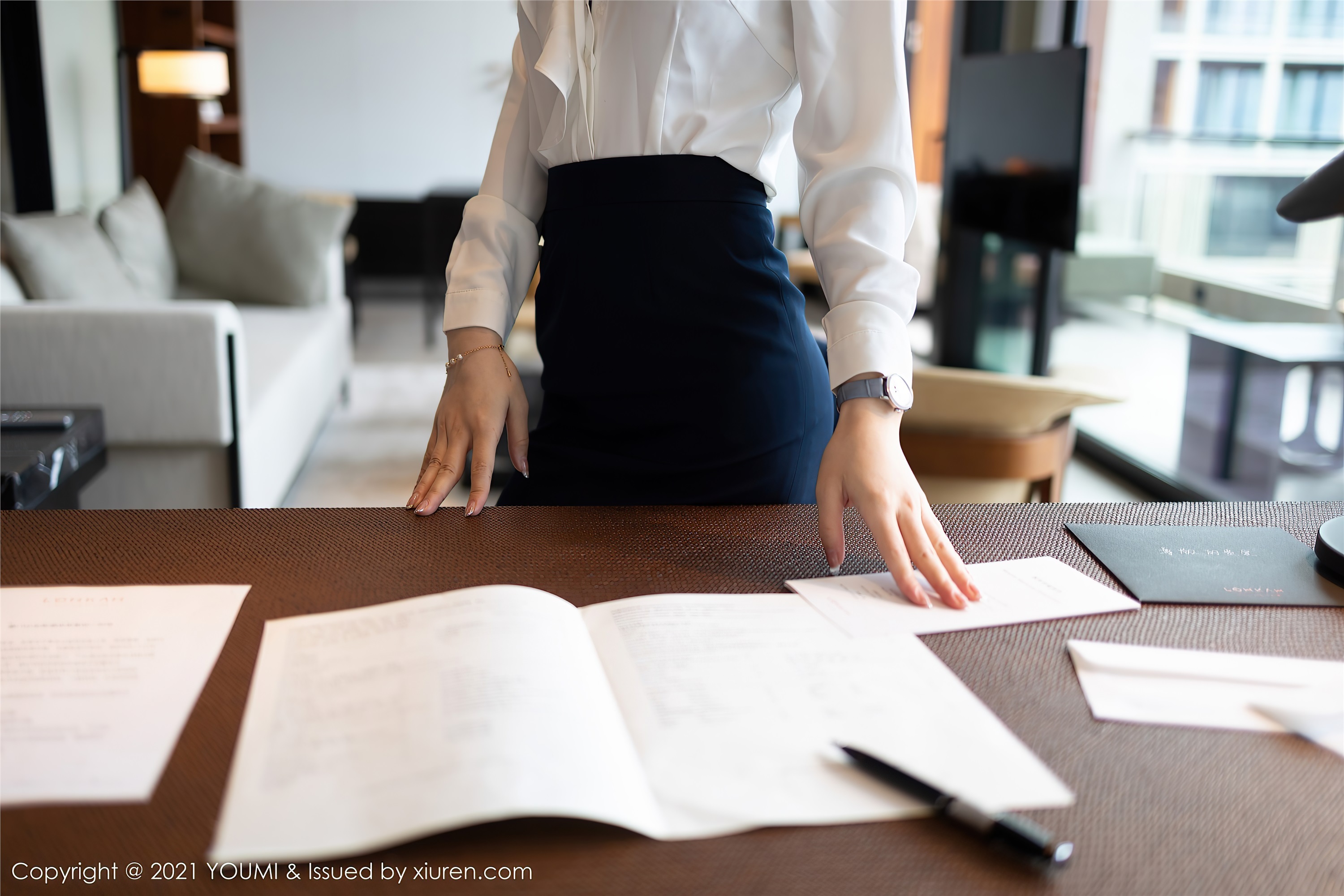 YOUMI尤蜜荟  2021.02.26 VOL.606 周于希Sandy 职场女领OL